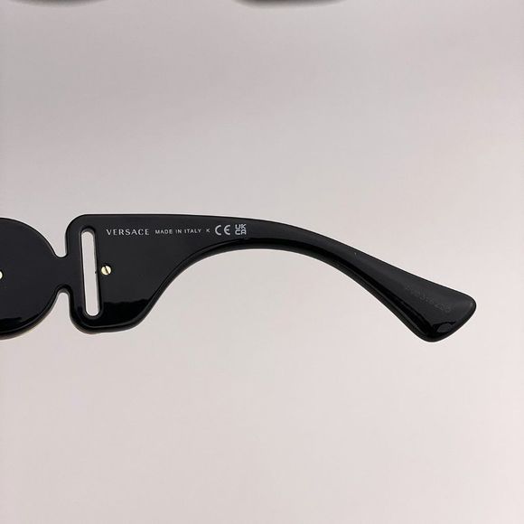 Versace VE4424U GB1/87 Sunglasses MAXI MEDUSA Black Gray Oversized Unisex - Picture 9 of 13